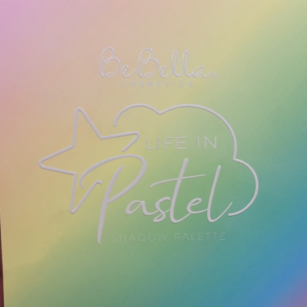 Life in Pastel Eyeshadow Palette